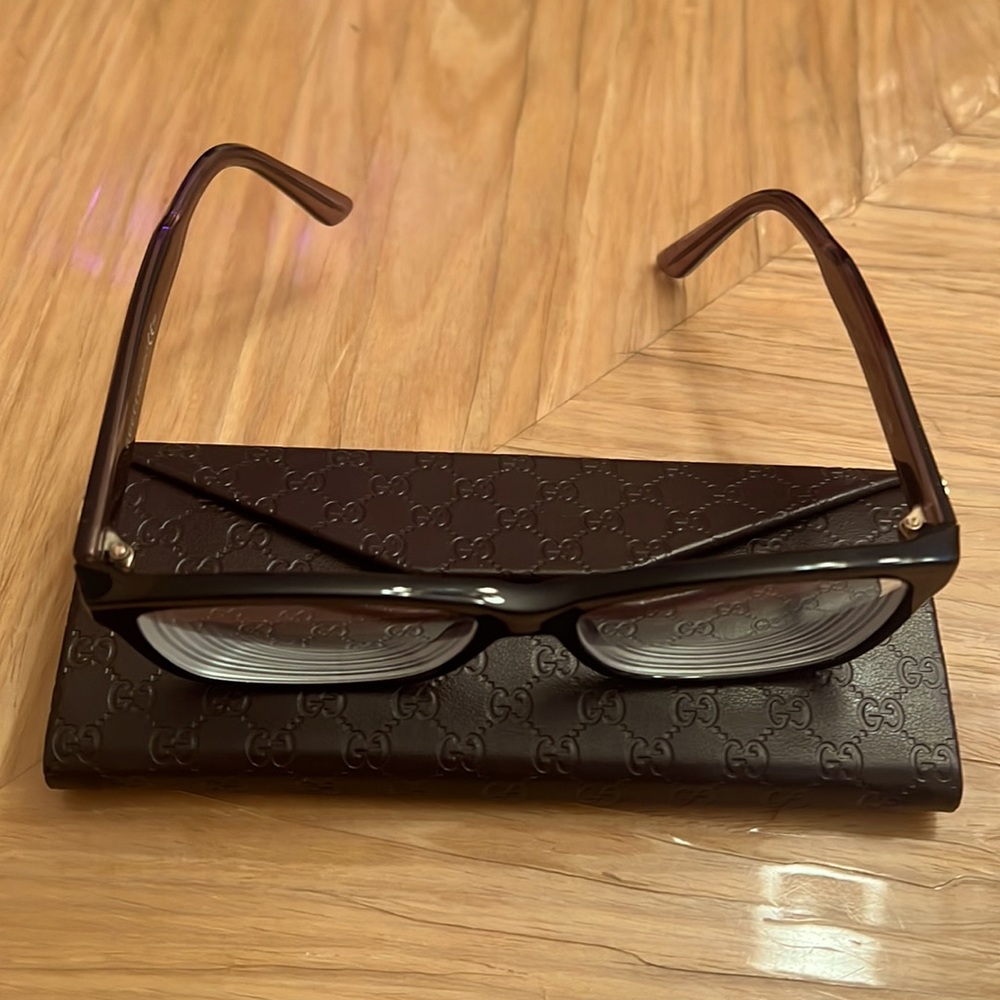 Gucci glasses